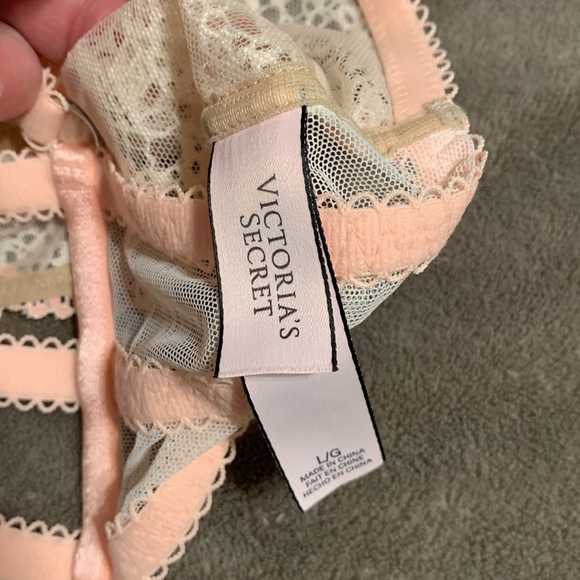 ✨ Victoria’s Secret Lace Bra Sz L - Picture 3 of 5